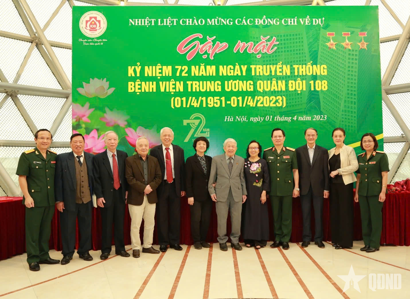 Giáo sư, Tiến sĩ Vũ Bằng Đình: Người chiến sĩ áo trắng, người thi sĩ trọn đời vì người bệnh